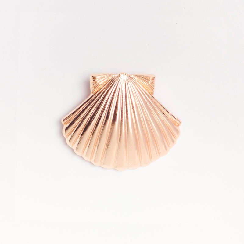 Gold shell jewel clip